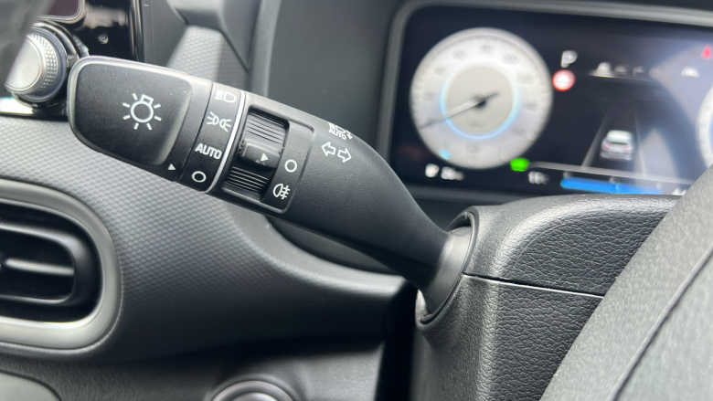 Hyundai KONA 100kW Premium 39kWh 5dr Auto Electric Hatchback